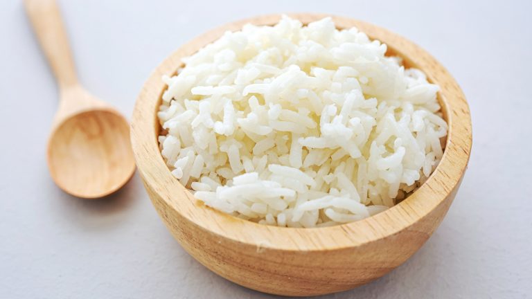 Stovetop Tips for Perfectly Reheating Fluffy Rice