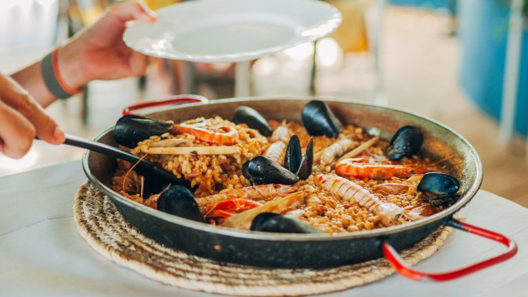 The Quick and Simple Way to Serve Paella Faster