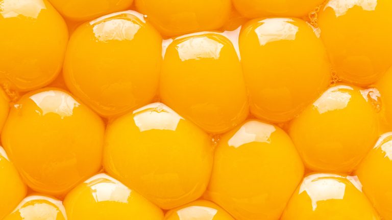 What Does the Color of Your Egg Yolk Indicate?