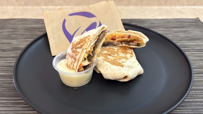 Review: Taco Bell's New Steak & Queso Crunchwrap Sliders Are Underwhelming