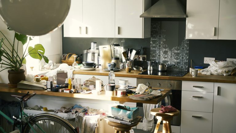 5 Items to Declutter First in Your Kitchen