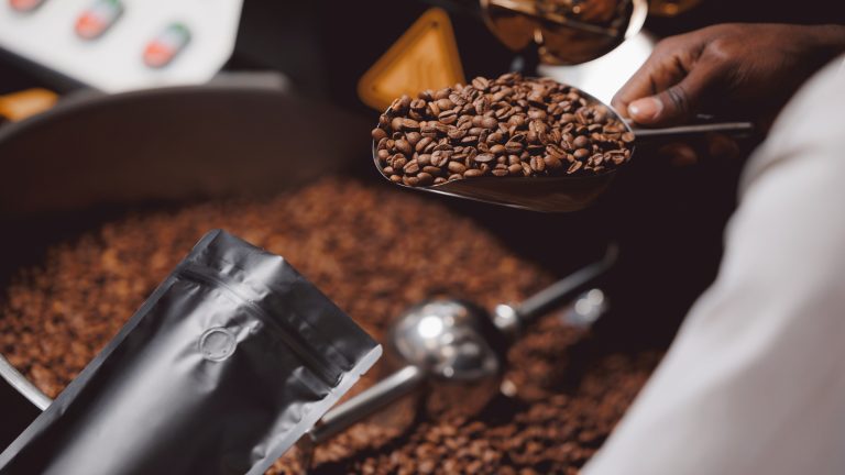 Enhancing Dark Roast Coffee with the Perfect Grind Size