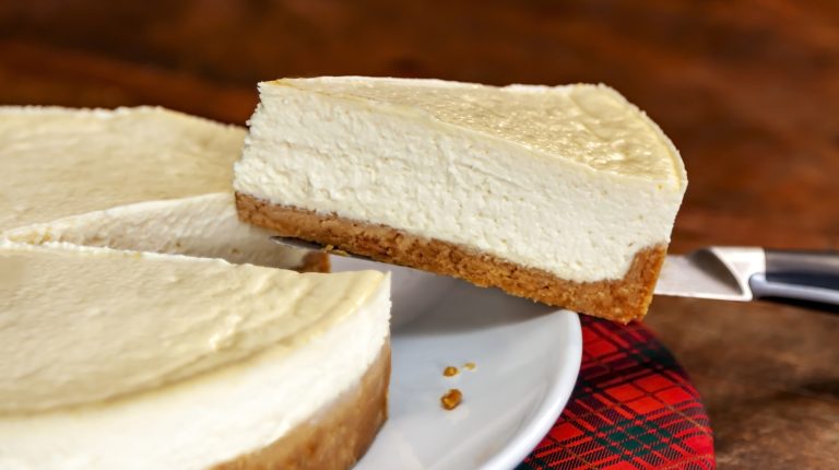 The Pre-Packaged Cheesecake to Avoid Serving for Dessert