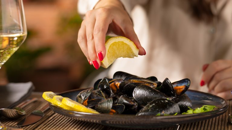 Frozen Mussels: The Convenient Option That Falls Short