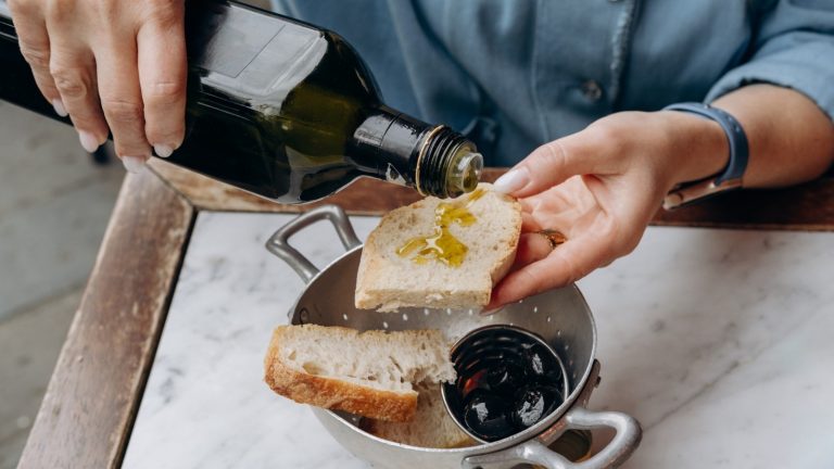 Why Storing Olive Oil in Its Original Bottle is Often the Best Choice