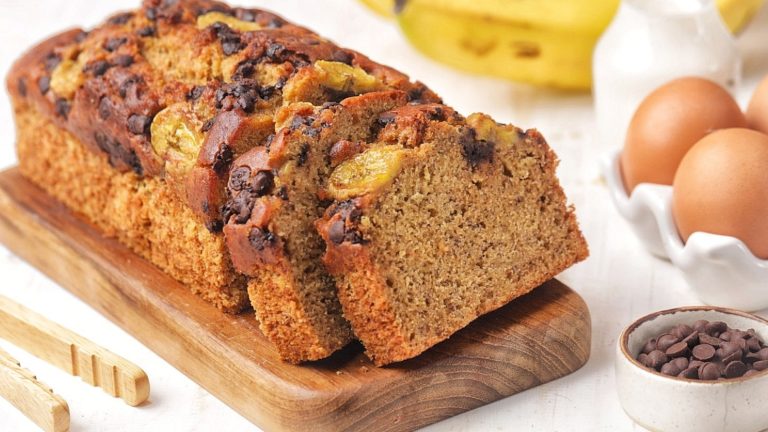 The Key to Incredibly Moist Banana Bread