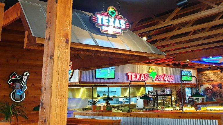 The Best Way to Order Sweet Potatoes at Texas Roadhouse