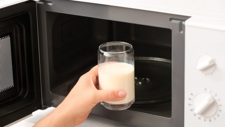 No Stove Needed: Use Your Microwave to Boil Milk in a Pinch