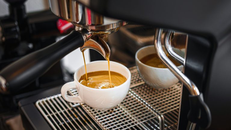 Creating Café-Quality Espresso at Home Without a Fancy Machine