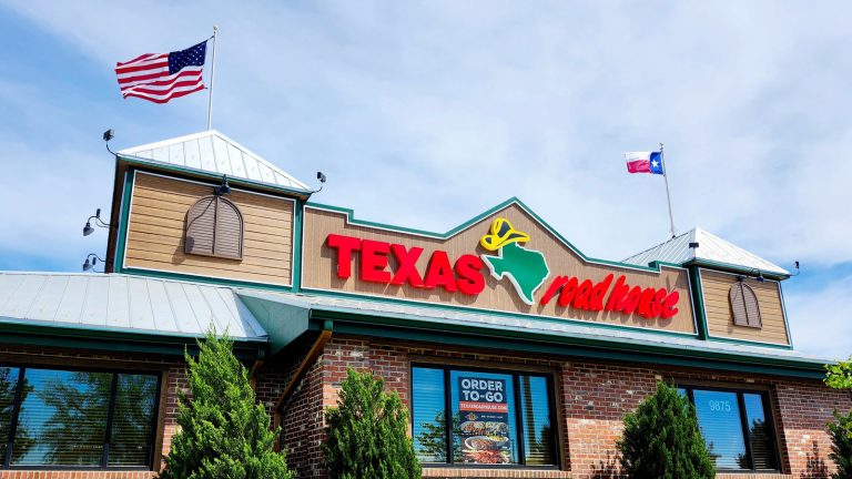 Are There Military and Veteran Discounts at Texas Roadhouse?