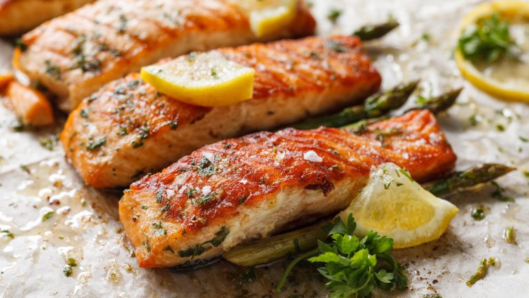 When to Choose Baking Over Broiling for Fish