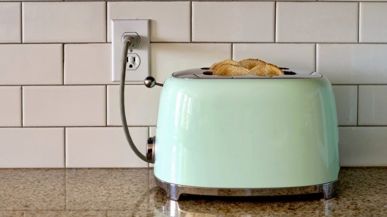 The Top 13 Toasters to Suit Any Budget