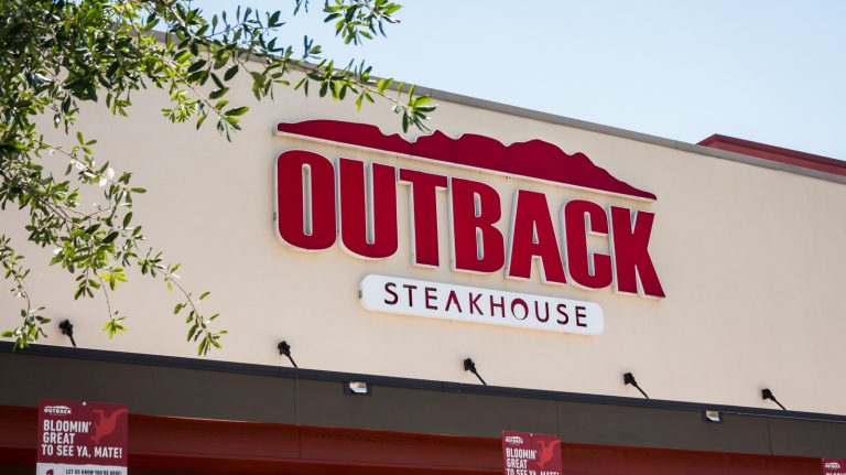 The Most Budget-Friendly Steak Dinner at Outback Steakhouse