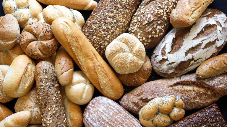 Can Plastic Bags Really Keep Your Bread Fresh?