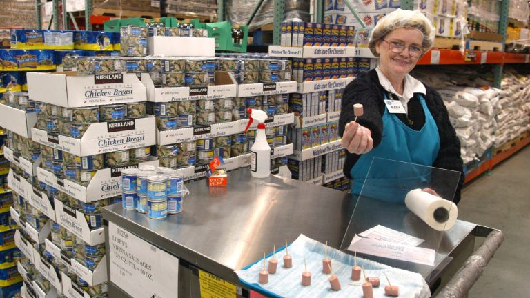 Essential Etiquette to Follow When Sampling at Costco