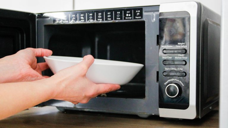 The Microwave: Your Secret Tool for Quick and Simple Roux Preparation