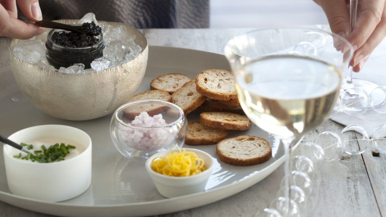 5 Exquisite Beverage Pairings to Elevate Your Caviar Experience