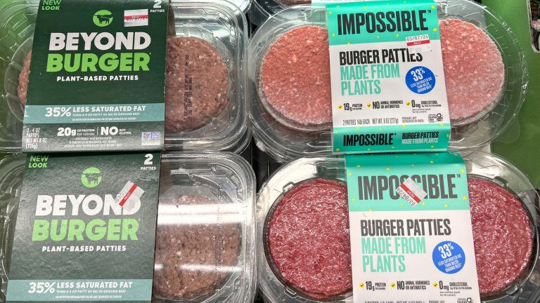 Beyond vs. Impossible: Comparing Two Popular Plant-Based Burgers