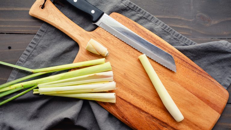 The Ultimate Serrated Knives Every Kitchen Needs