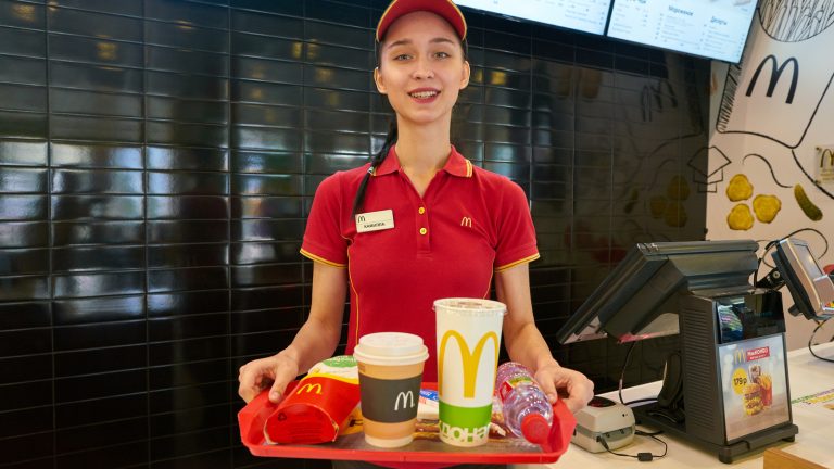 How Many Restaurants Make Up a Chain?