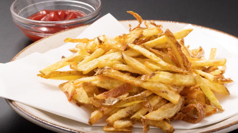 Advantages of Keeping the Skin on Homemade French Fries