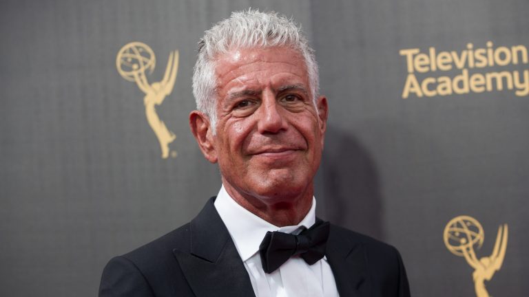 Anthony Bourdain's True Opinion on NYC's 'Dirty Water Hot Dogs'