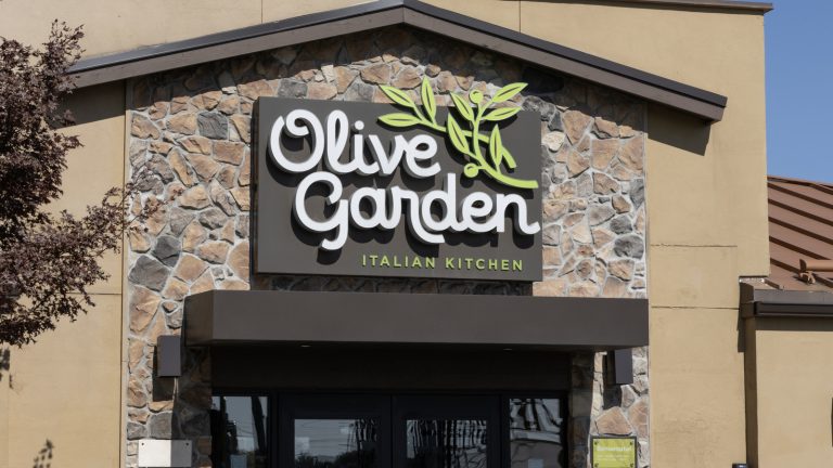 13 Olive Garden Menu Items That May Never Return