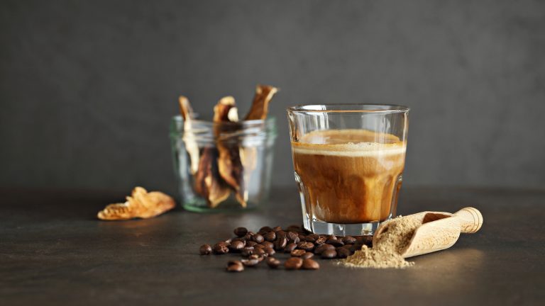 Top Instant Mushroom Coffees Perfect for Iced Drinks