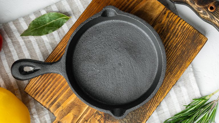 The Distinct Advantage of Using Cast Iron for Cooking