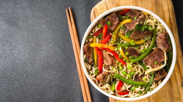 How to Select the Perfect Steak for an Exceptional Beef Lo Mein