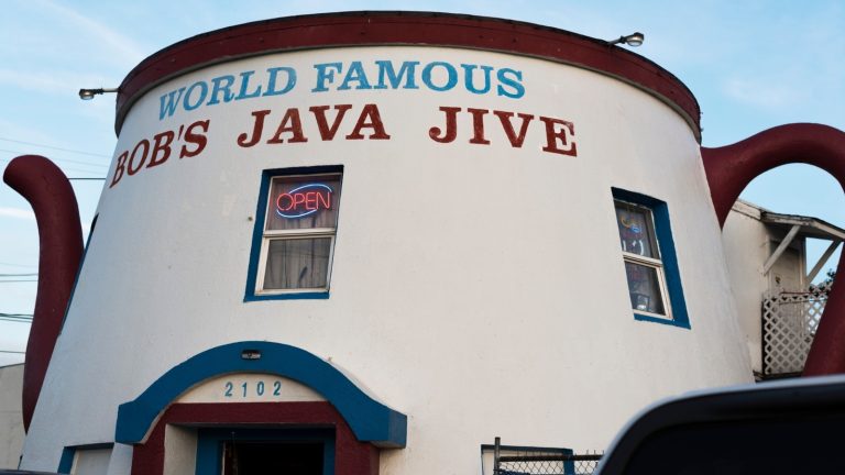 Dine Inside a Giant Coffee Pot at This Washington State Restaurant