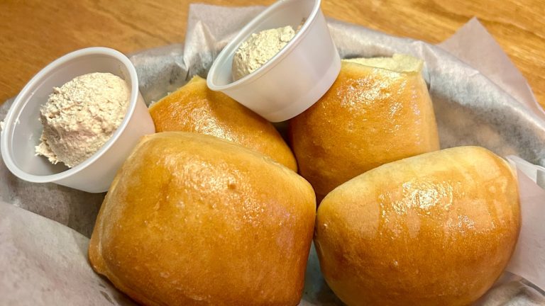 Create Texas Roadhouse-Inspired Cinnamon Butter in 2 Simple Steps (Using Only 4 Ingredients)