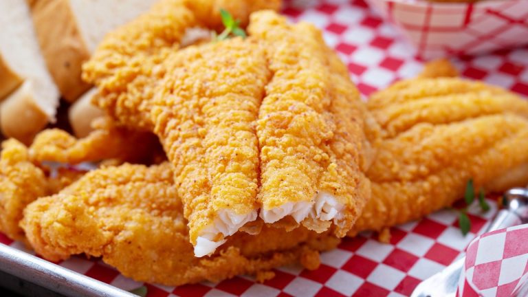 Understanding the Ingredients in Fish Fry Seasoning