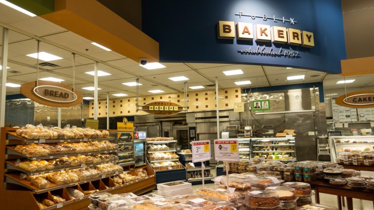 The Publix Supreme Cake You Might Want to Pass Up for a Different Choice