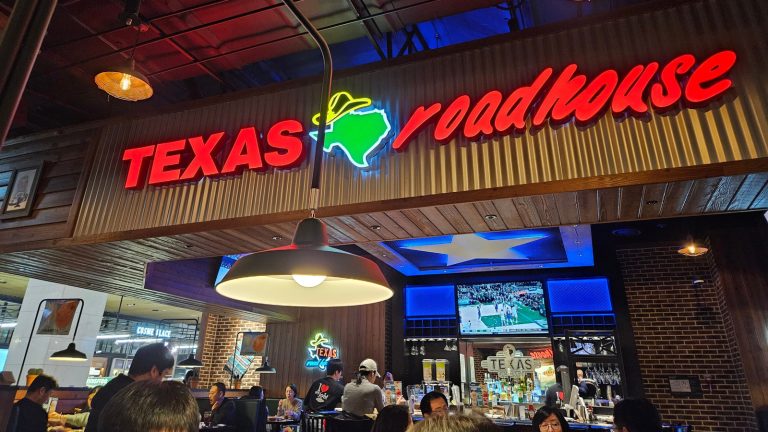 Avoid Ordering This: The Worst Kids' Meal on Texas Roadhouse's Menu
