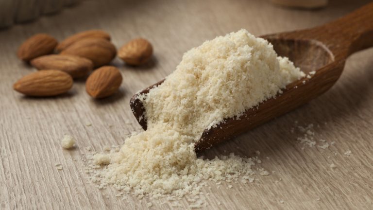 Blanched vs. Unblanched Almond Flour: Understanding the Differences