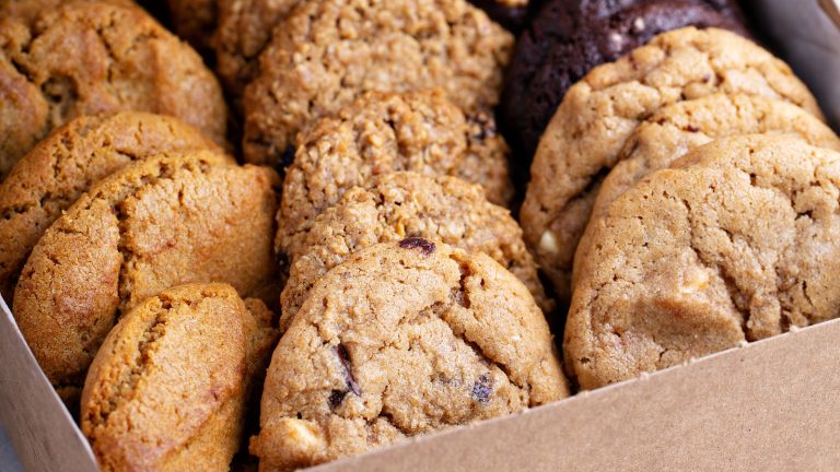 Do Cookies Expire or Simply Become Stale?