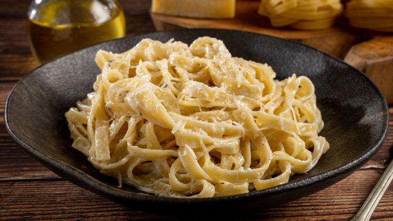 Transform Jarred Alfredo Sauce to Taste Homemade with a Single Ingredient