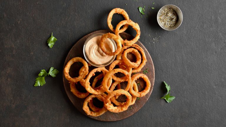 The Secret to Achieving the Crispiest Onion Rings Ever