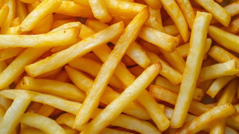 The Common Mistake You're Likely Making When Reheating Fries