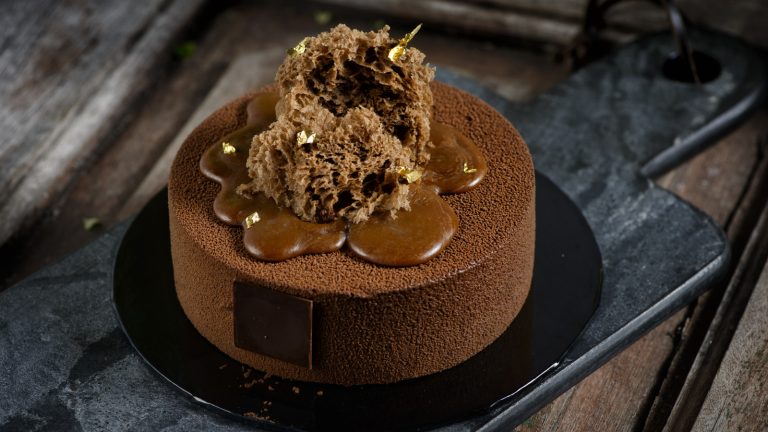 Ice Bowl: The Secret to Effortless and Unique Cake Decorations