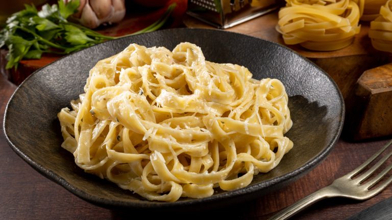 The Top Pasta Alternatives to Fettuccine for Classic Alfredo