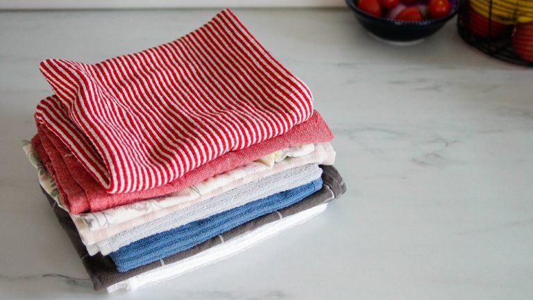 A Smart and Stylish Way to Store Kitchen Towels