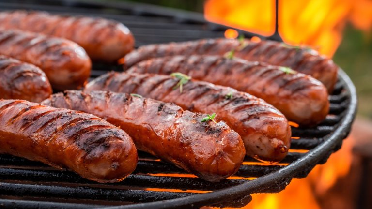 Discover a Tastier Method for Grilling Sausages