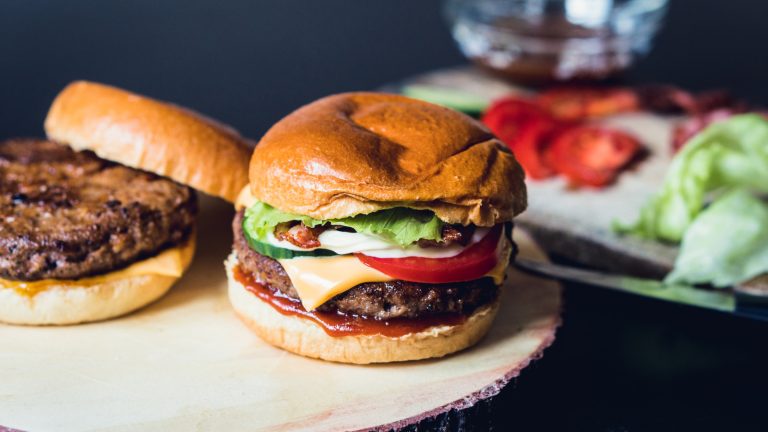 The Easiest-to-Cook Popular Beef Burger Brand