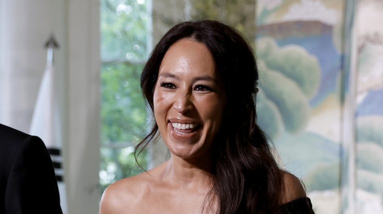 Joanna Gaines' Simple Backsplash Transforms Any Kitchen with Bold Style