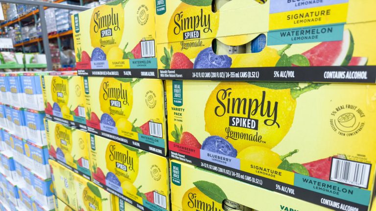 The Most Delightfully Drinkable Flavor of Simply Spiked Canned Cocktails