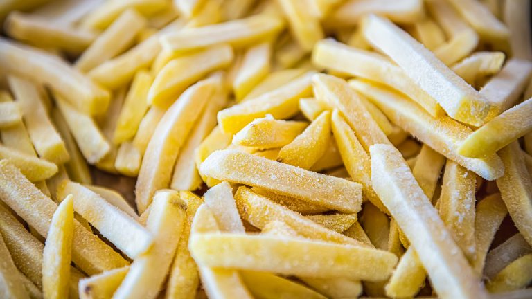 Frozen Fries Deserve More Than Just Frying: Tips for Perfectly Cooking Them