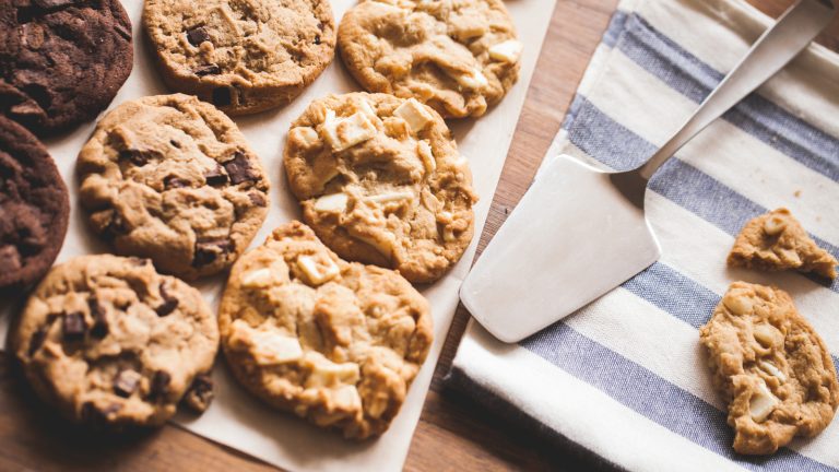 The Simplest Method to 'Bake' Cookies Without Using an Oven
