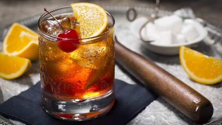 The Effects of Skipping Muddling in Whiskey Cocktails